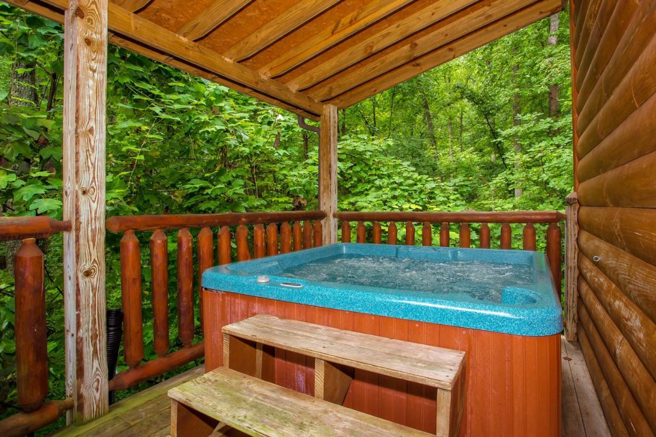 Suite Sensations, Hot Tub, Pool Table, 1089 Free Tickets Each Paid Day, Dollywood And More Pigeon Forge Buitenkant foto