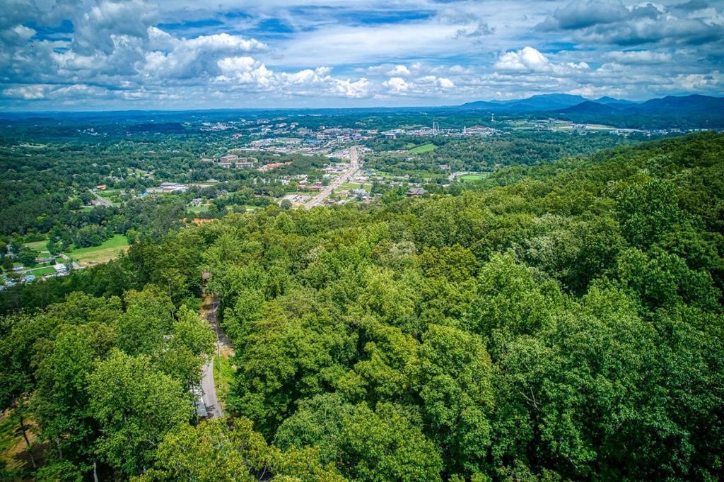 Suite Sensations, Hot Tub, Pool Table, 1089 Free Tickets Each Paid Day, Dollywood And More Pigeon Forge Buitenkant foto