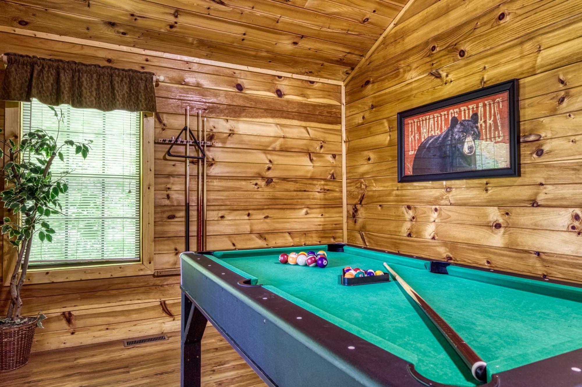 Suite Sensations, Hot Tub, Pool Table, 1089 Free Tickets Each Paid Day, Dollywood And More Pigeon Forge Buitenkant foto