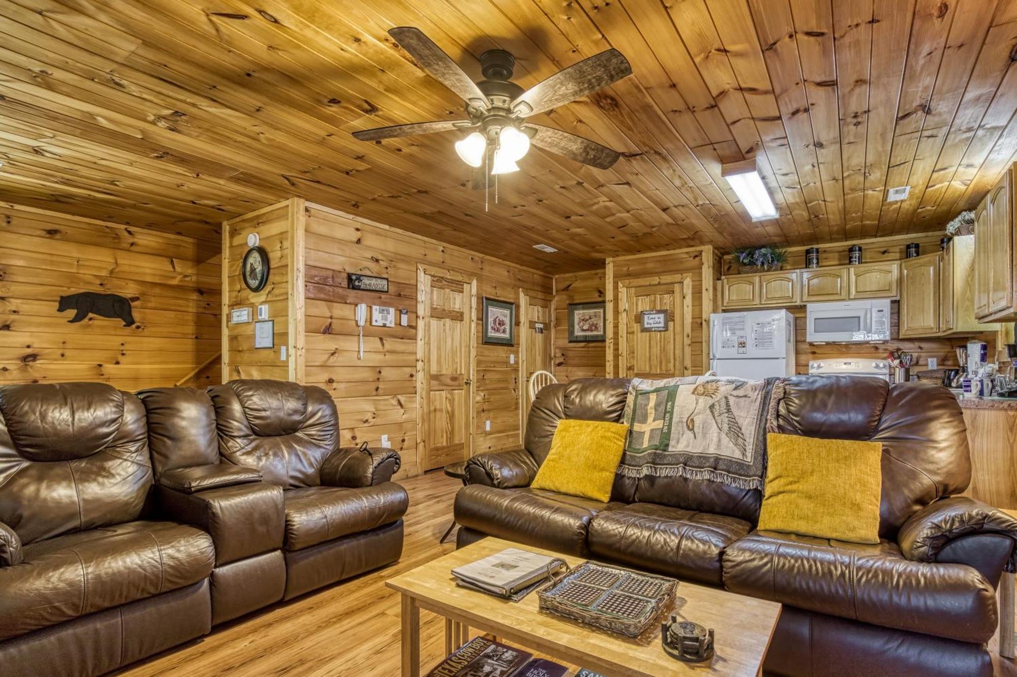 Suite Sensations, Hot Tub, Pool Table, 1089 Free Tickets Each Paid Day, Dollywood And More Pigeon Forge Buitenkant foto
